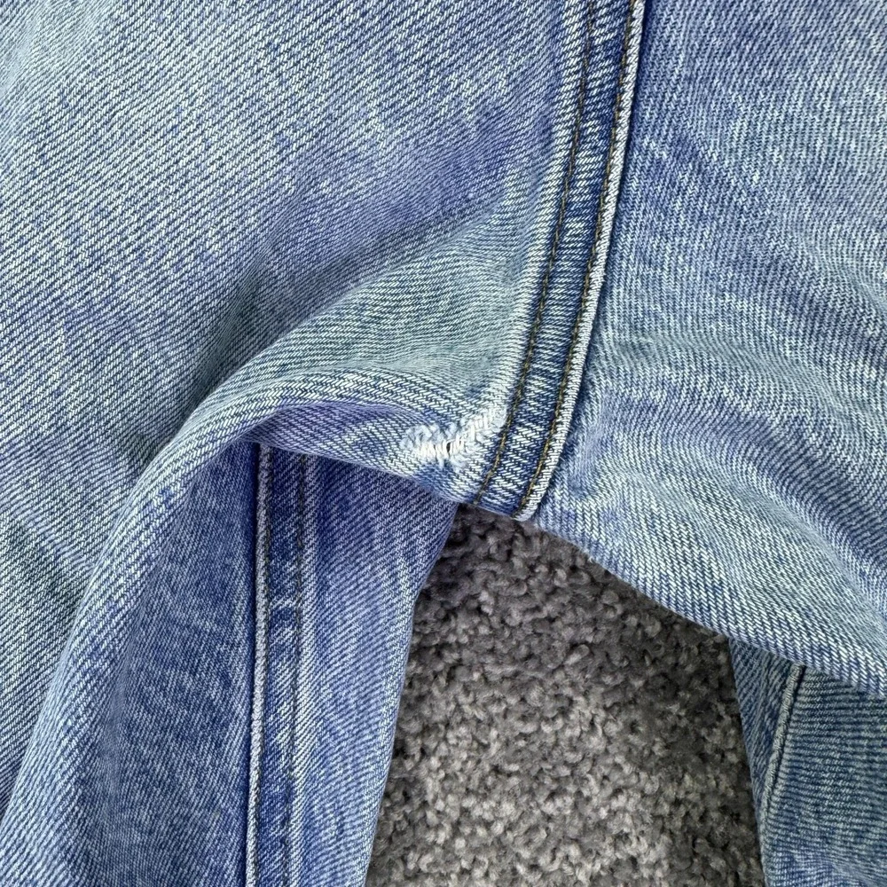 Carhartt Jeans Mens 36x30 Blue Straight Light Wash Denim Distressed Workwear